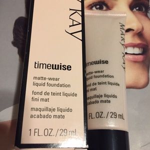 Bronze 4 Matte wear foundation